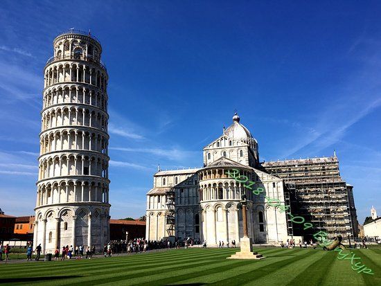 Leaning Tower of Pisa